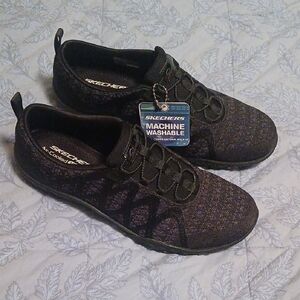 Skechers Black Air-Cooled Memory Foam Sneakers Size 7 1/2